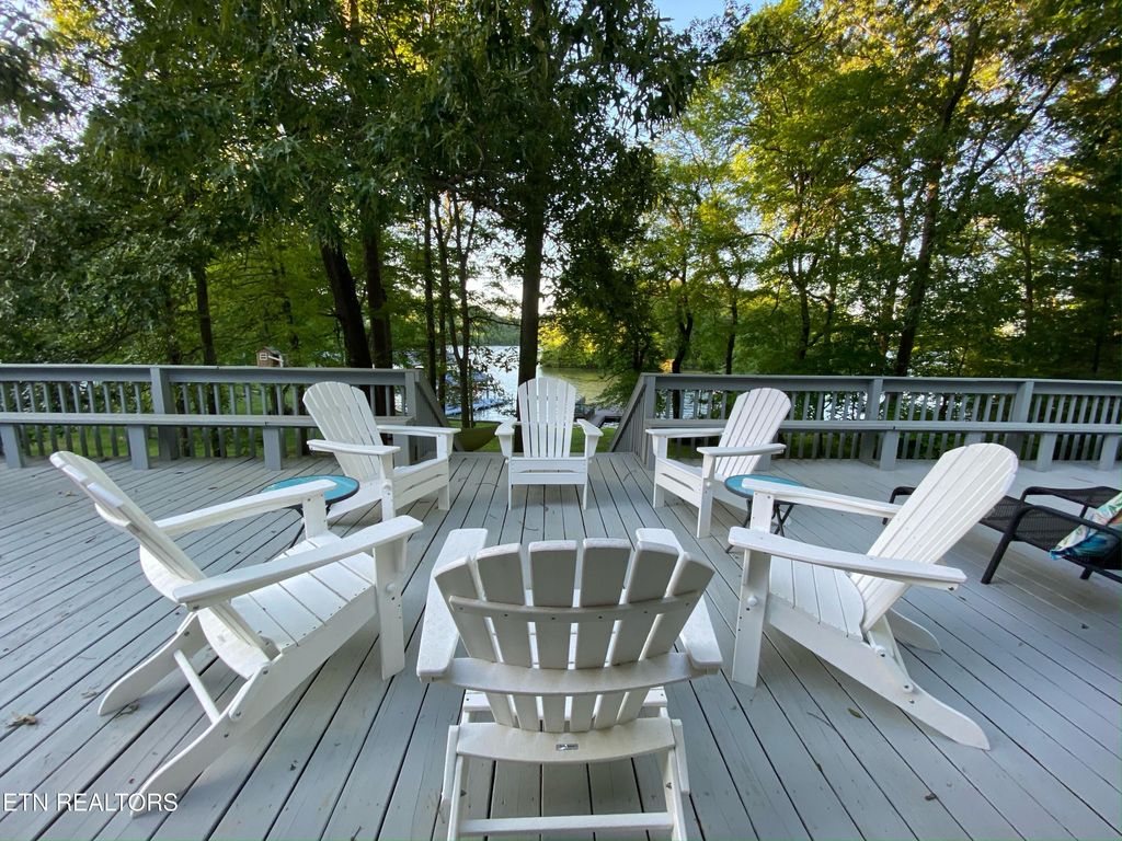 Photo of 137 Lake Forest Lane, Spring City, TN 37381 (MLS # 1327787)