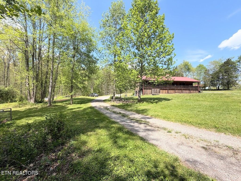 Photo of 1617 Bull Run Rd, Luttrell, TN 37779 (MLS # 1309580)