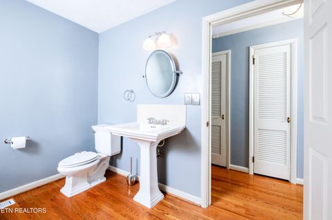 Tiny photo for 1821 Russell St, Morristown, TN 37813 (MLS # 1332127)