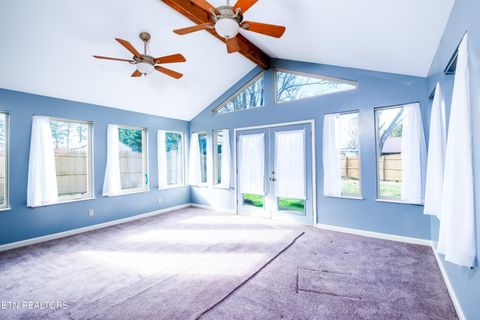 Tiny photo for 1821 Russell St, Morristown, TN 37813 (MLS # 1332127)