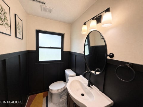 Tiny photo for 3701 Frostwood Rd, Knoxville, TN 37921 (MLS # 1354952)