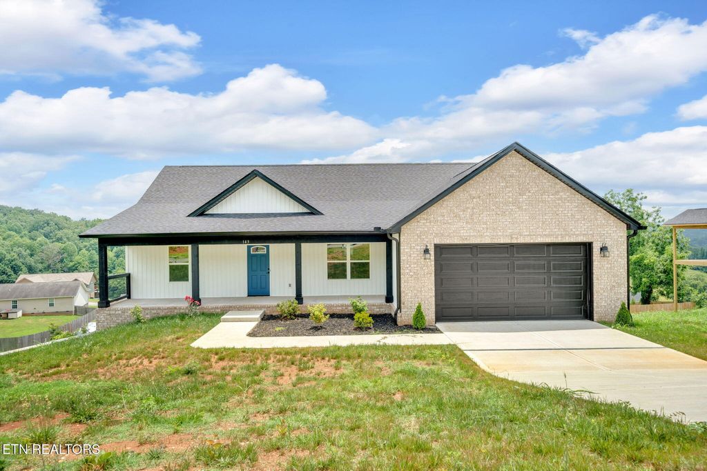 Photo of 143 Middle Glen Rd, Maynardville, TN 37807 (MLS # 1306962)