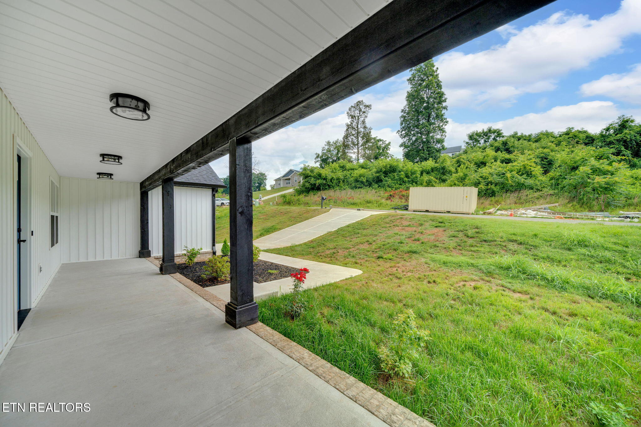 143 Middle Glen Rd