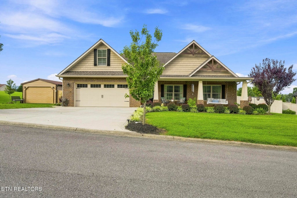 Photo of 1511 Rosewood Drive, Sevierville, TN 37876 (MLS # 1352380)