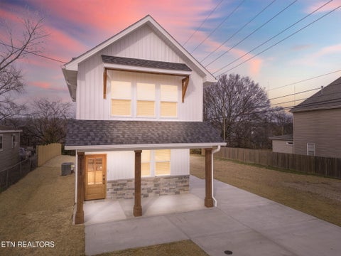 Tiny photo for 1111 Virginia Ave, Knoxville, TN 37921 (MLS # 1321139)
