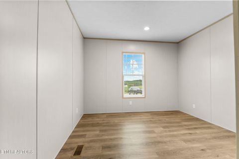 Tiny photo for 117 Delia Young Lane, Wartburg, TN 37887 (MLS # 1340149)