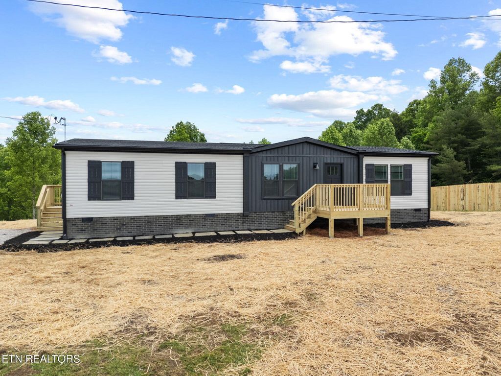 Photo of 117 Delia Young Lane, Wartburg, TN 37887 (MLS # 1340149)