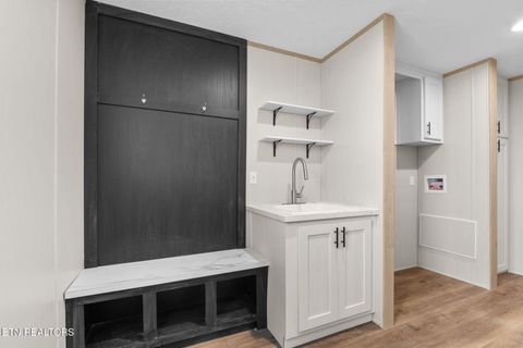 Tiny photo for 117 Delia Young Lane, Wartburg, TN 37887 (MLS # 1340149)
