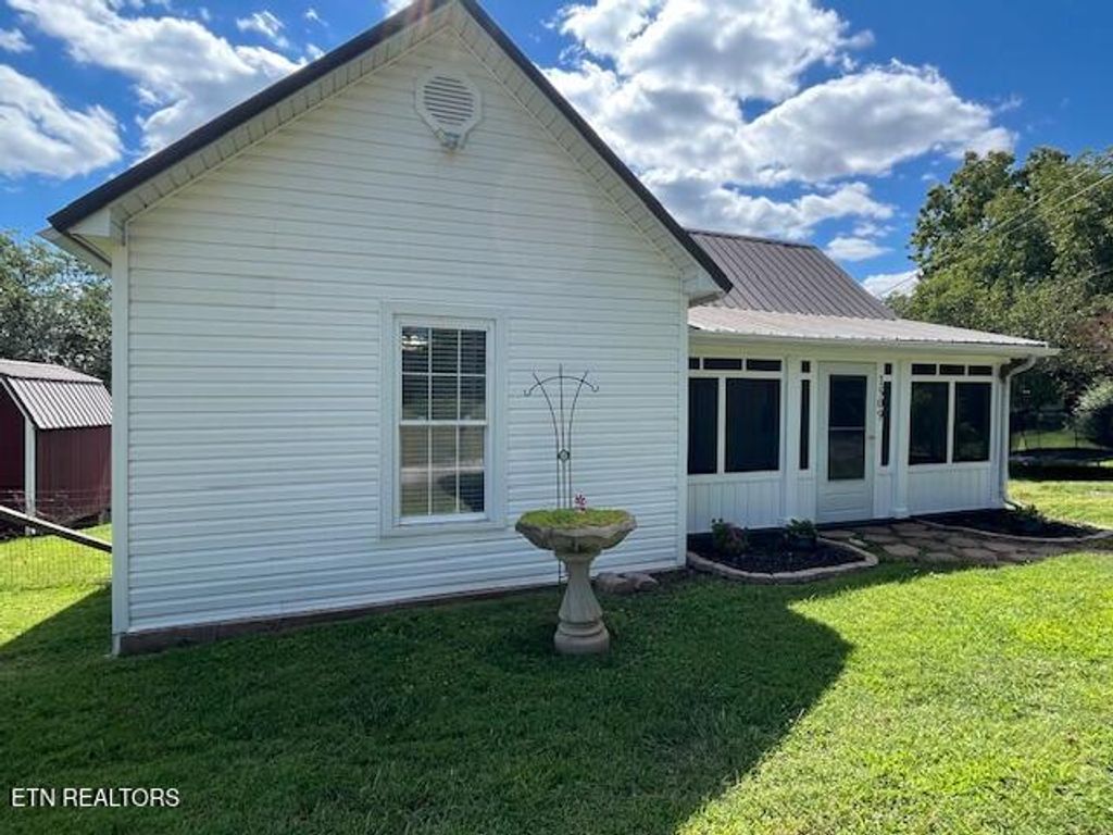Photo of 1509 Church St, White Pine, TN 37890 (MLS # 1314556)