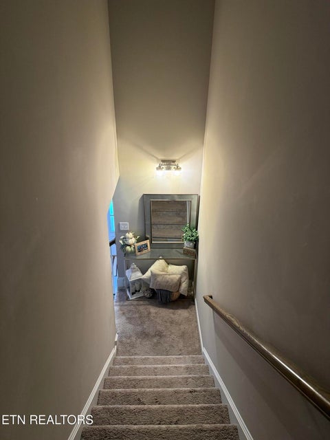 Tiny photo for 314 Broadberry Ave, Oak Ridge, TN 37830 (MLS # 1351439)