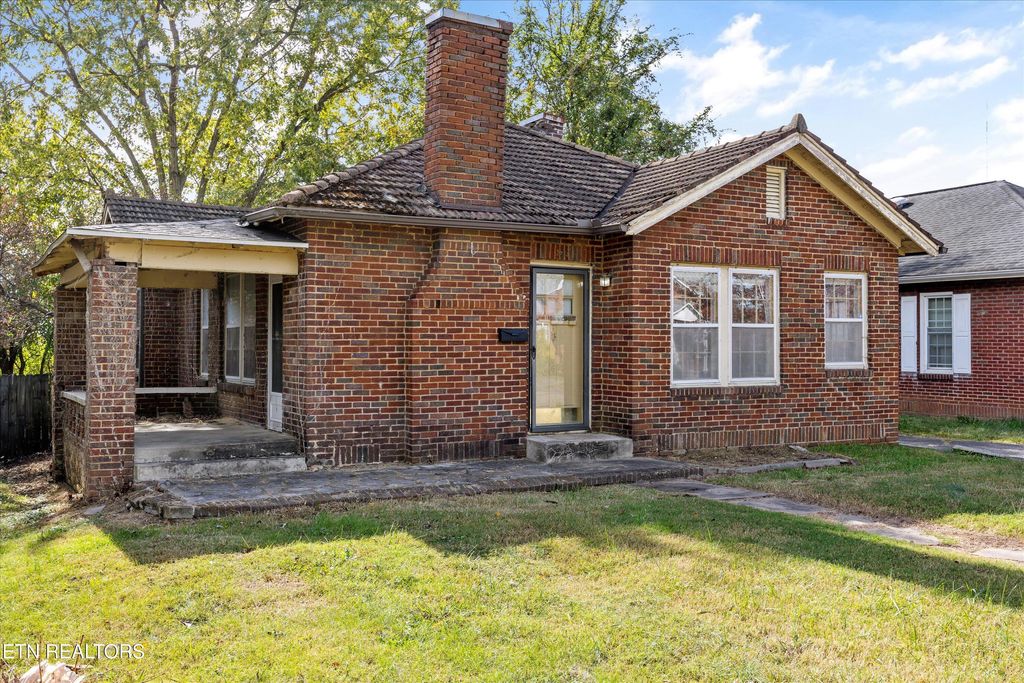 Photo of 106 Rose Drive, Knoxville, TN 37918 (MLS # 1319913)