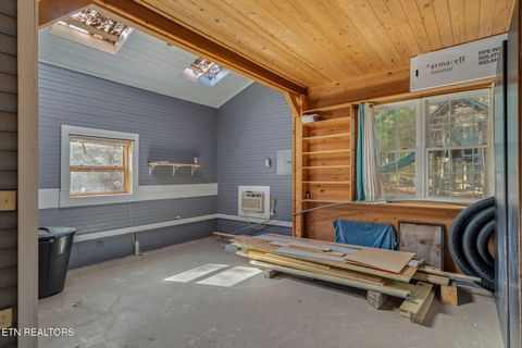 Tiny photo for 135 White Creek Court, Deer Lodge, TN 37726 (MLS # 1321722)