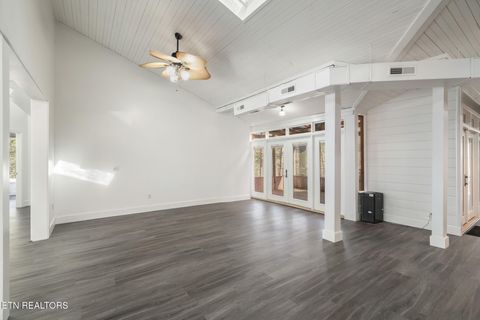 Tiny photo for 135 White Creek Court, Deer Lodge, TN 37726 (MLS # 1321722)