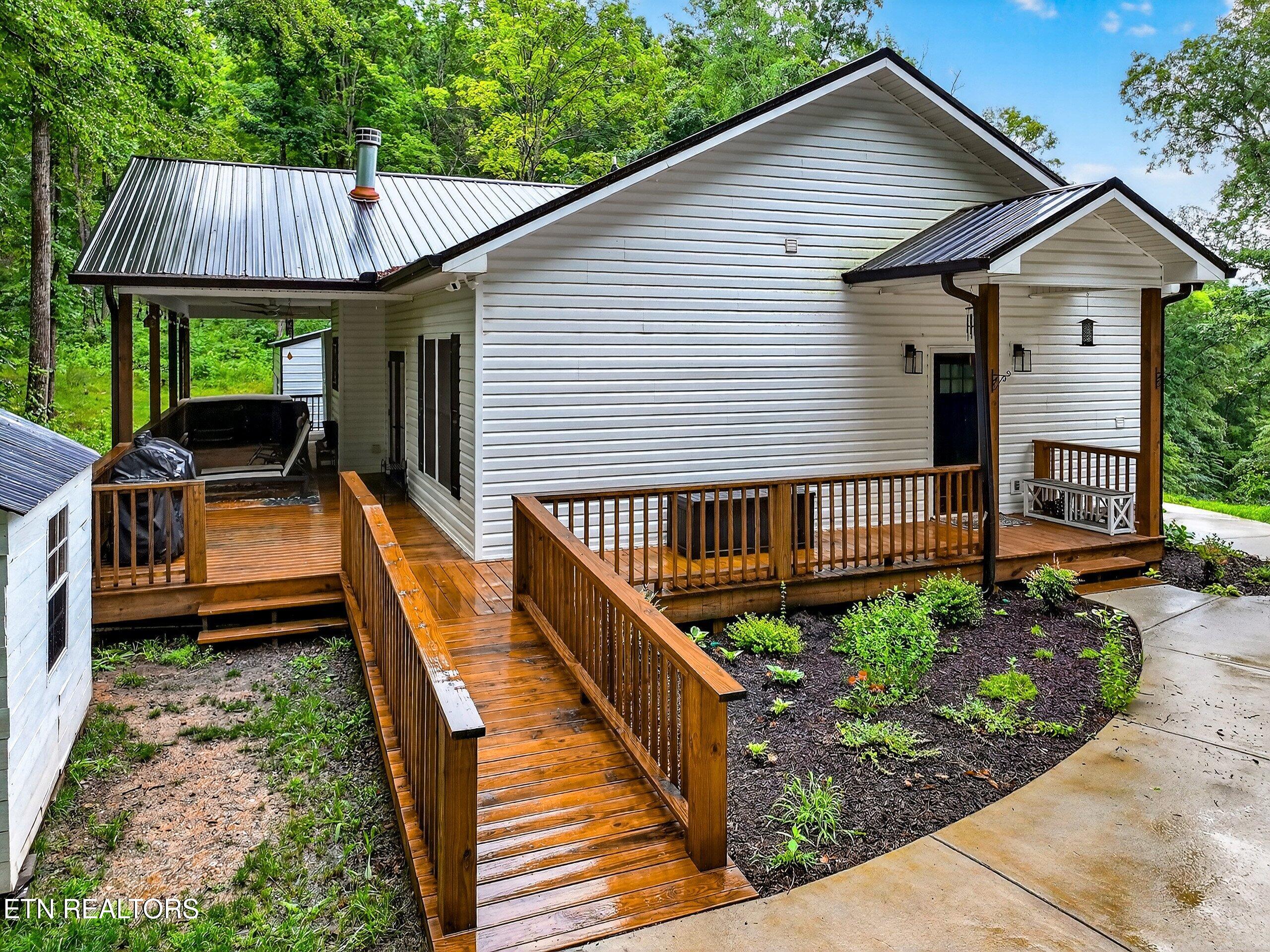 718 Mullins Drive