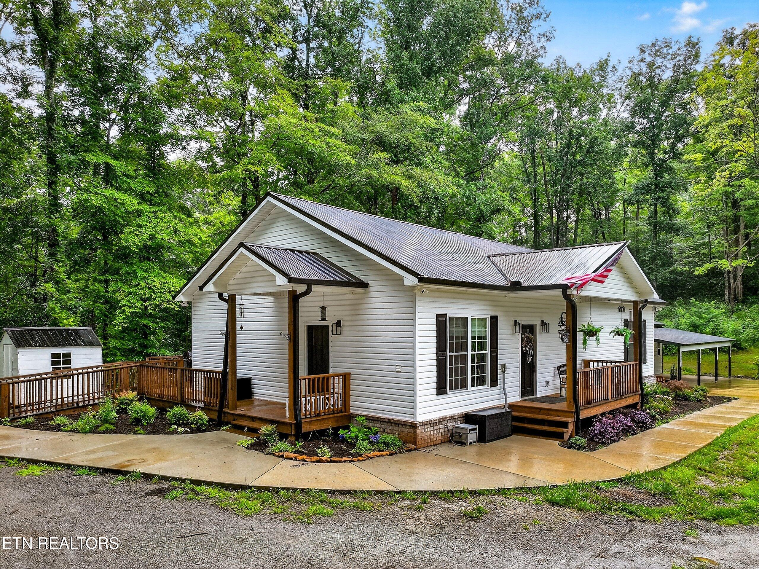 718 Mullins Drive