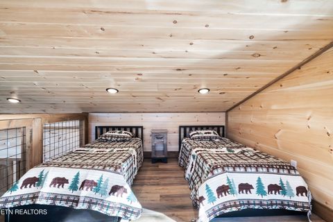 Tiny photo for 991 King Branch Rd Rd, Sevierville, TN 37876 (MLS # 1324435)