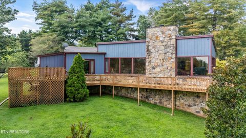 411 Orchard Knob Rd Clinton TN 37716