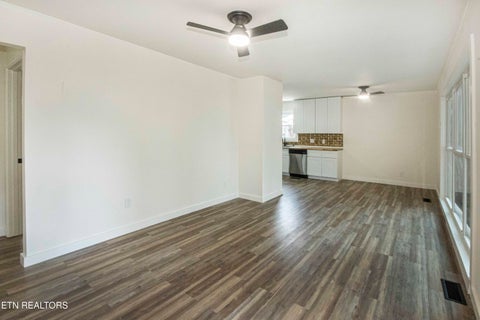 Tiny photo for 114 E Arrowwood Rd, Oak Ridge, TN 37830 (MLS # 1350158)