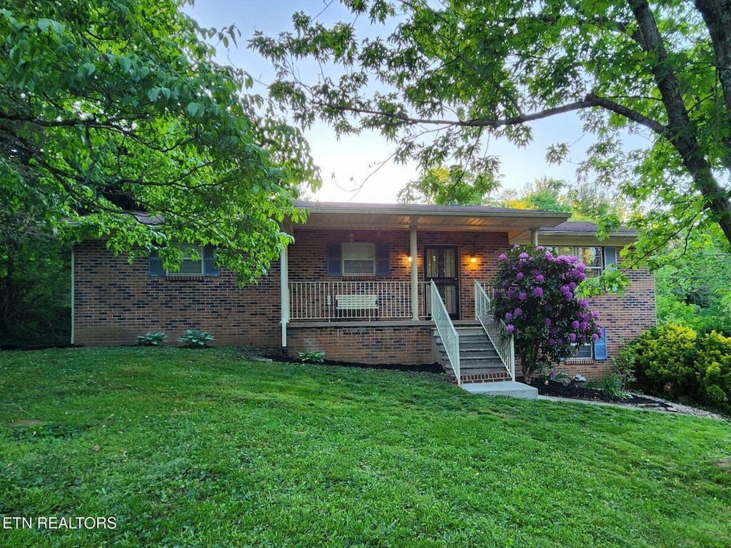 Photo of 6109 Ricky Allen Rd, Corryton, TN 37721 (MLS # 1317126)