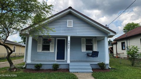 Photo of 2607 Piedmont St, Knoxville, TN 37921 (MLS # 1341907)