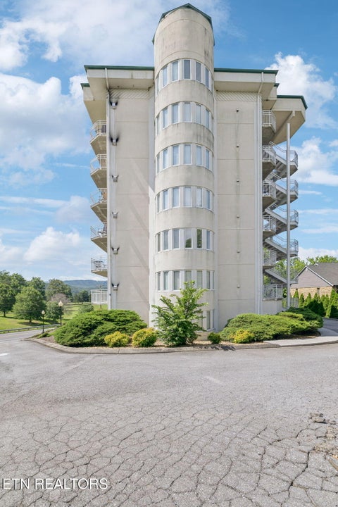 Tiny photo for 503 Dollywood Lane #UNIT 132, Pigeon Forge, TN 37863 (MLS # 1317899)