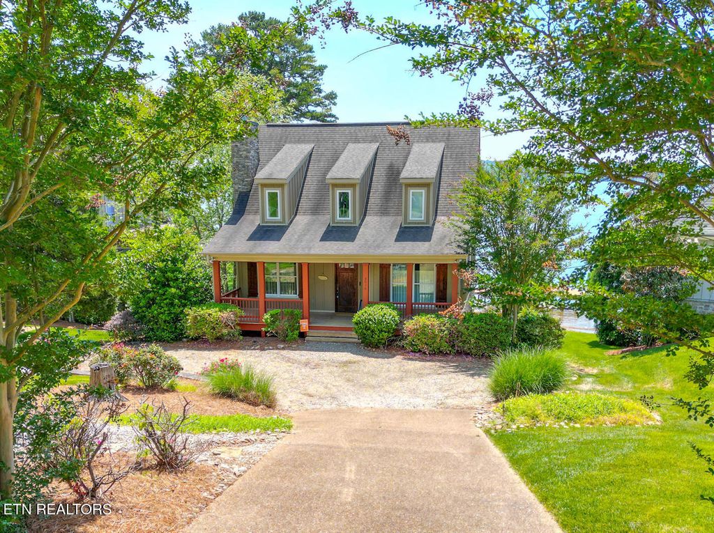 Photo of 3010 White Oak Circle, Rockwood, TN 37854 (MLS # 1340153)
