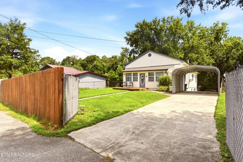Tiny photo for 430 Browder Circle, Oliver Springs, TN 37840 (MLS # 1349269)