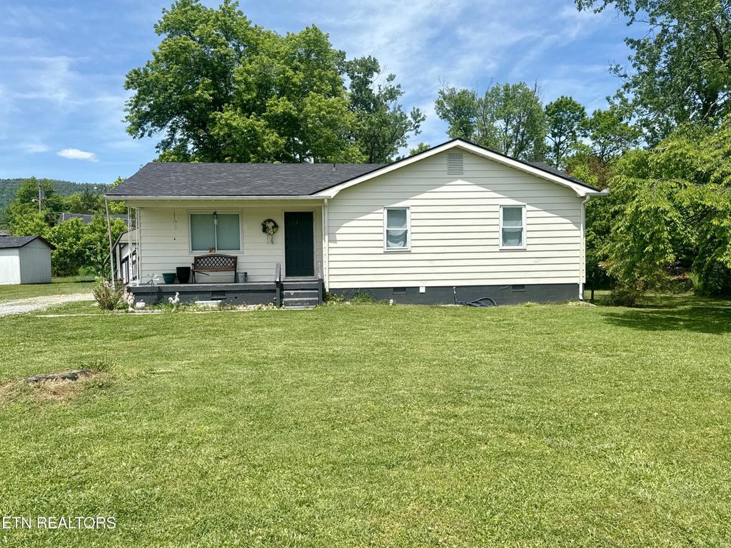 Photo of 119 Little Creek Lane, LaFollette, TN 37766 (MLS # 1339192)