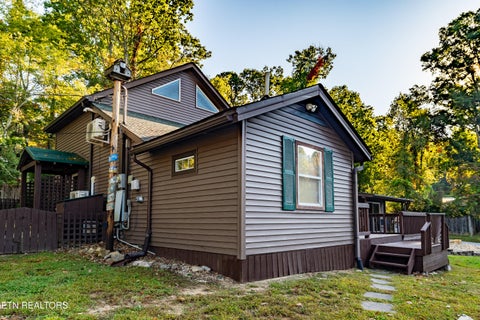 Tiny photo for 6010 Georgia St, Tallassee, TN 37878 (MLS # 1359247)