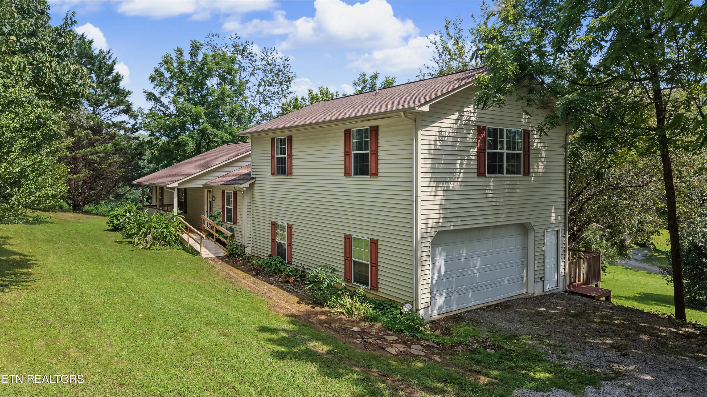 7712 Berry Williams Rd