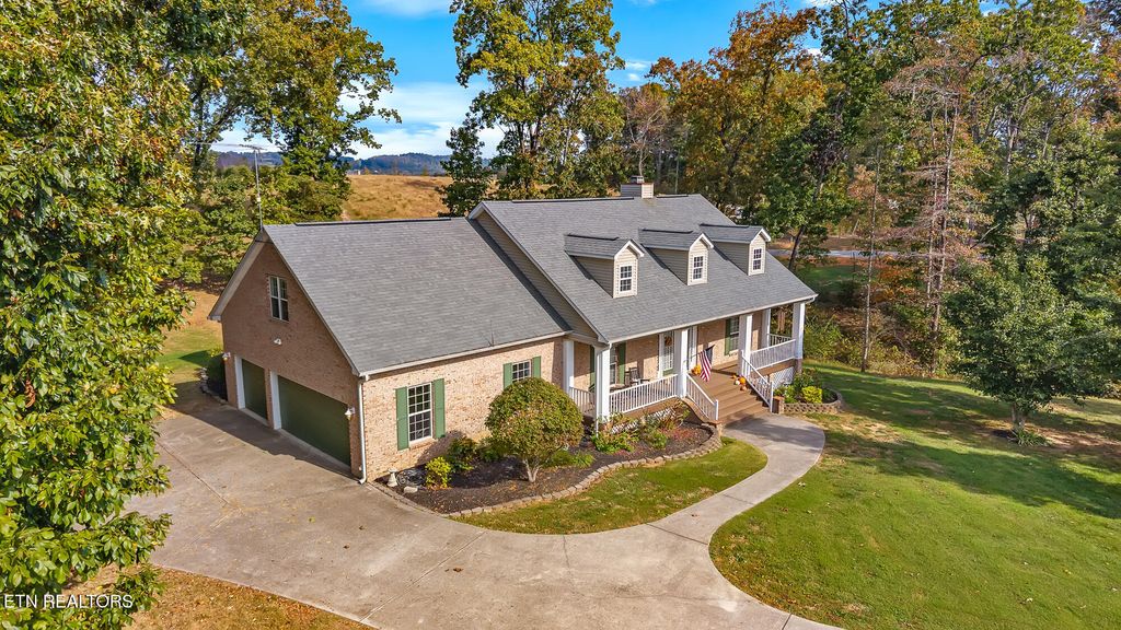 Photo of 410 Mountain View Rd, Madisonville, TN 37354 (MLS # 1319073)