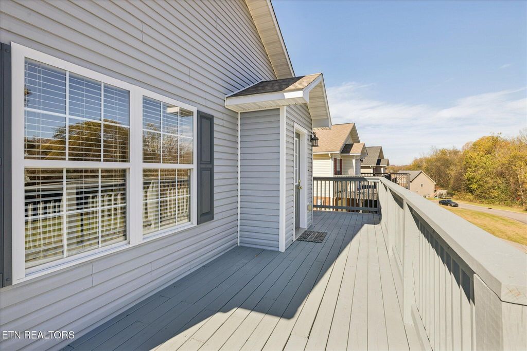 Photo of 1528 Patricia Holt Blvd, Sevierville, TN 37862 (MLS # 1321432)