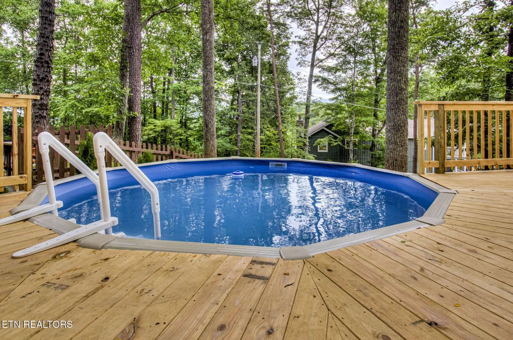 Photo of 1125 Tanrac Tr, Gatlinburg, TN 37738 (MLS # 1340338)