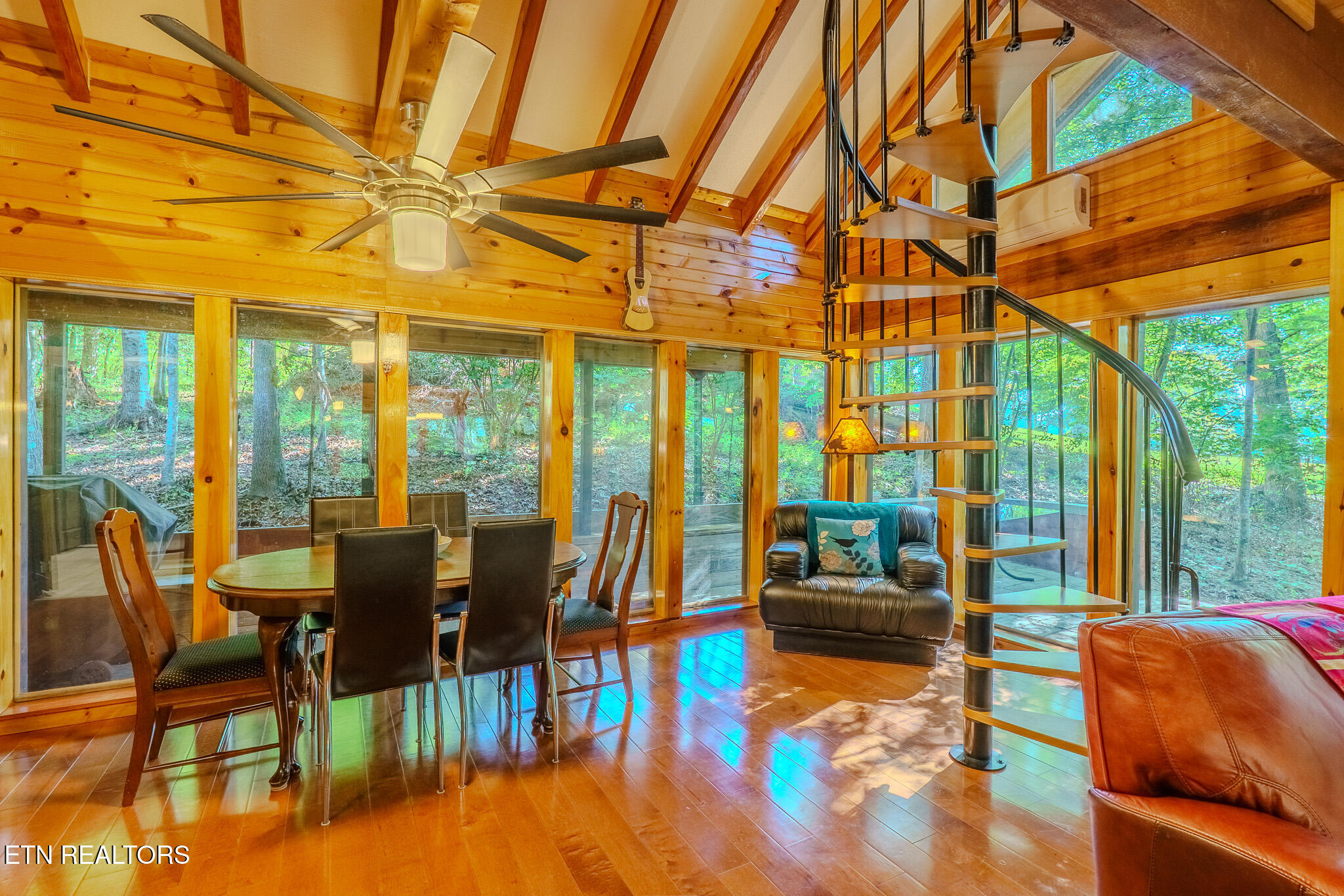 1411 Ridge Rd