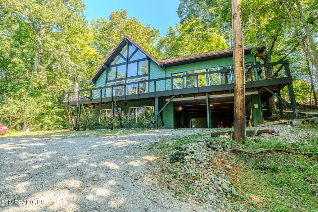 Photo of 1411 Ridge Rd, Caryville, TN 37714 (MLS # 1313903)