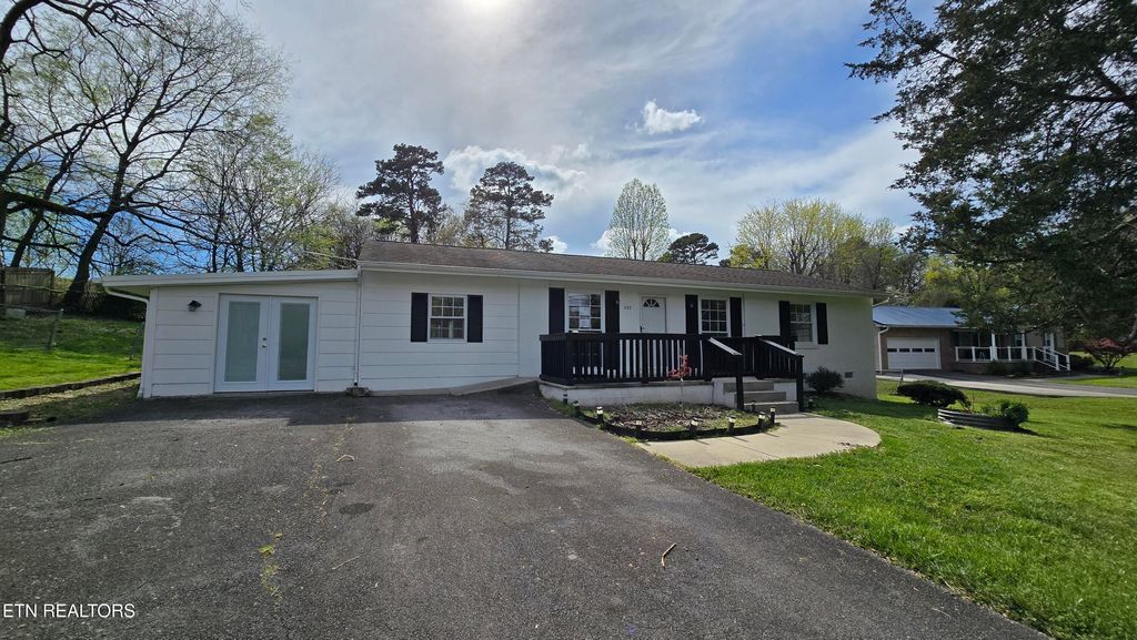 Photo of 1133 Ferd Hickey Rd, Knoxville, TN 37909 (MLS # 1339503)