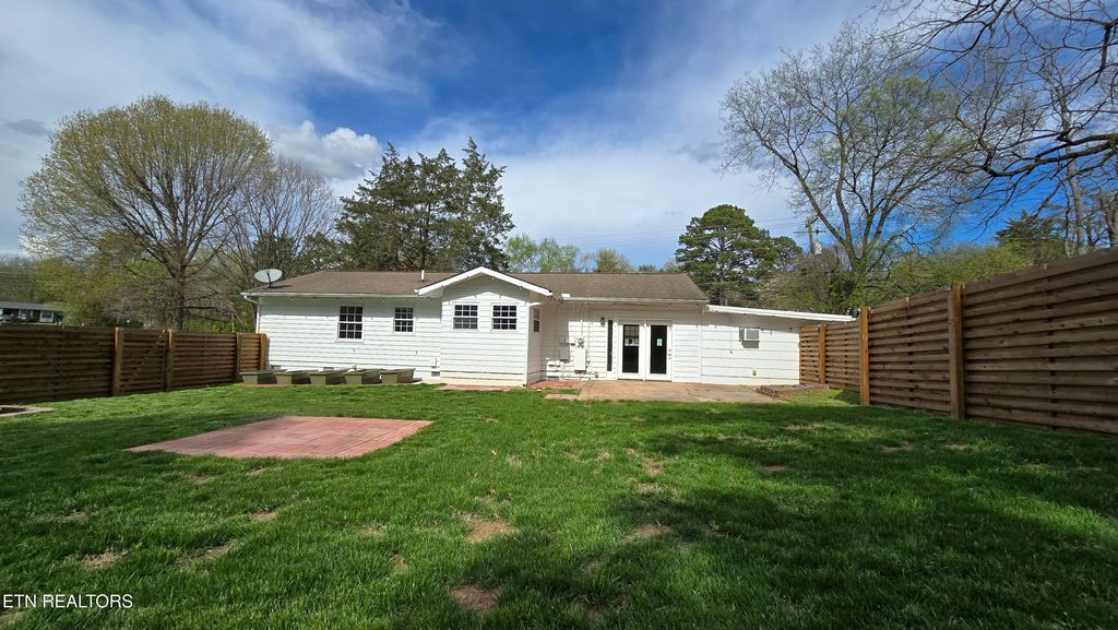Photo of 1133 Ferd Hickey Rd, Knoxville, TN 37909 (MLS # 1339503)