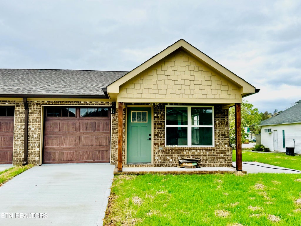 Photo of 152 2nd Ave, Dayton, TN 37321 (MLS # 1279529)