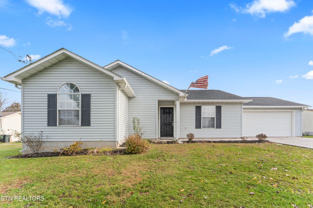 Photo of 7330 Emerald Farm Way, Corryton, TN 37721 (MLS # 1284128)