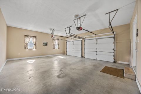 Tiny photo for 110 Crestway Drive, Sweetwater, TN 37874 (MLS # 1319483)