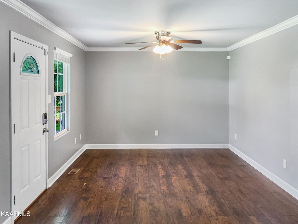 Photo of 219 W Watt St, Alcoa, TN 37701 (MLS # 1232788)