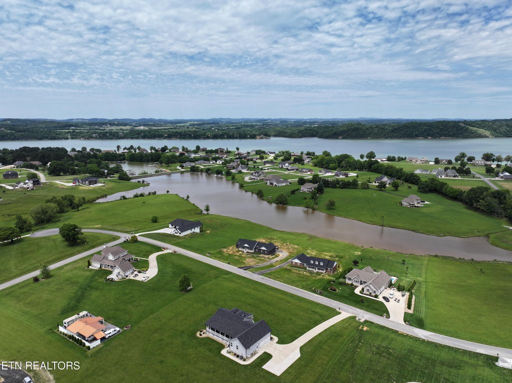 Photo of 1014 Fair Meadow Drive, Dandridge, TN 37725 (MLS # 1301420)