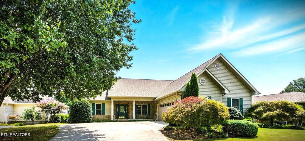 Photo of 107 Oohleeno Way, Loudon, TN 37774 (MLS # 1312942)