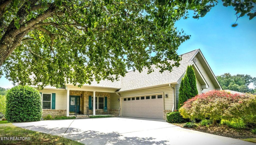 Photo of 107 Oohleeno Way, Loudon, TN 37774 (MLS # 1312942)