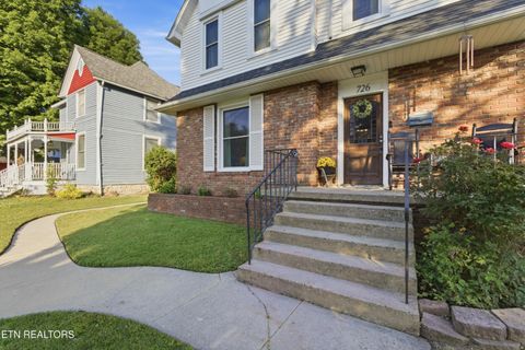 Tiny photo for 726 Clinton St, Harriman, TN 37748 (MLS # 1340836)