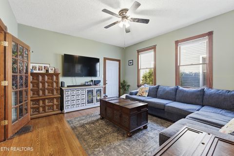 Tiny photo for 726 Clinton St, Harriman, TN 37748 (MLS # 1340836)