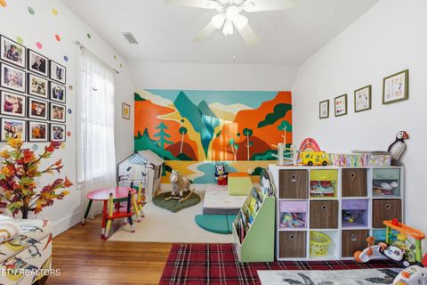 Tiny photo for 726 Clinton St, Harriman, TN 37748 (MLS # 1340836)