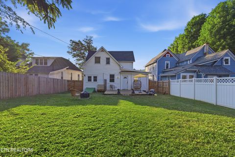 Tiny photo for 726 Clinton St, Harriman, TN 37748 (MLS # 1340836)