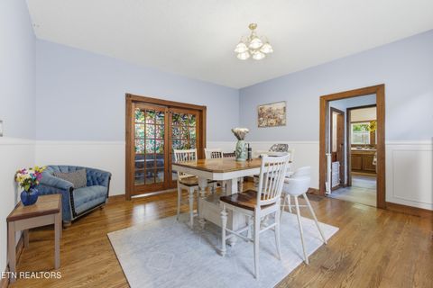Tiny photo for 726 Clinton St, Harriman, TN 37748 (MLS # 1340836)