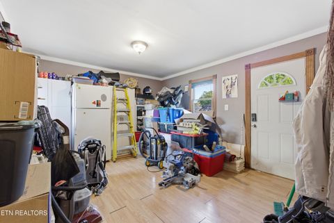 Tiny photo for 726 Clinton St, Harriman, TN 37748 (MLS # 1340836)